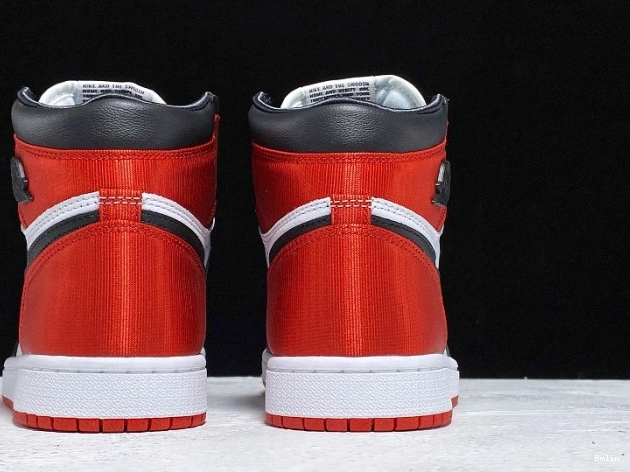 Bmlin Retro Satin Air Jordan High 1 CD0461-016 Black Toe 0812